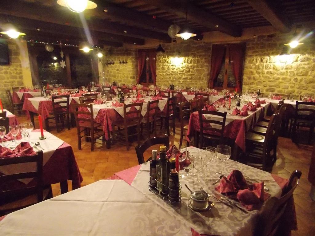 Osteria Belvedere San Leo Luaran gambar