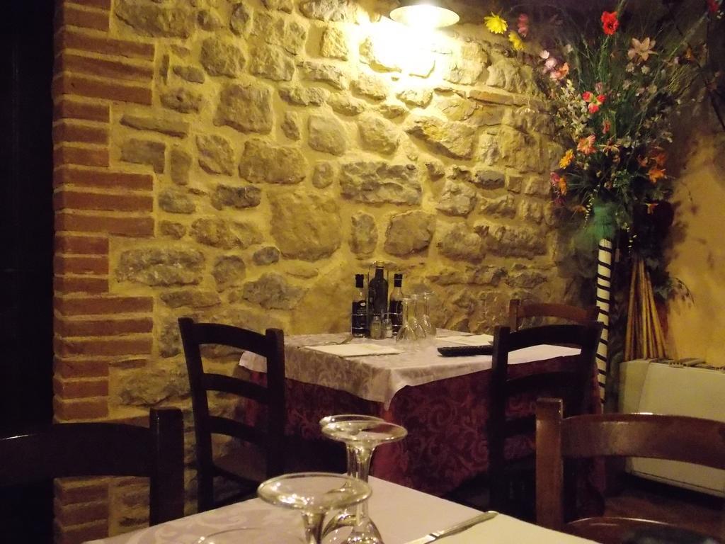 Osteria Belvedere San Leo Luaran gambar